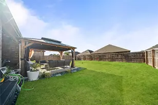 11025 Klondike Ln, Aubrey, TX 76227 - Photo 26