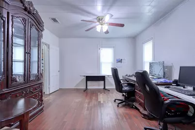 200 E Crossmain, Milford, TX 76670 - Photo 16
