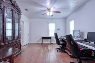 200 E Crossmain, Milford, TX 76670 - Photo 16