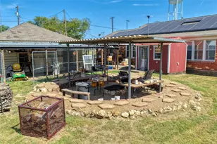 200 E Crossmain, Milford, TX 76670 - Photo 6