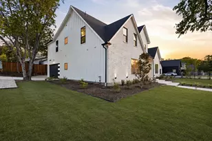 5304 Chippewa Dr, Dallas, TX 75212 - Photo 1