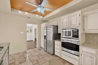 1216 Olde Towne Drive, Irving, TX 75061 - Photo 8