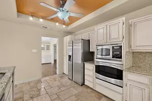 1216 Olde Towne Dr, Irving, TX 75061 - Photo 8