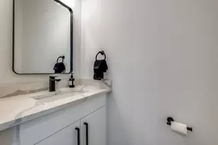 4208 Live Oak St, Dallas, TX 75204 - Photo 14
