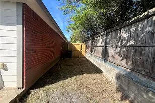 1129 Weston Dr, Garland, TX 75043 - Photo 26