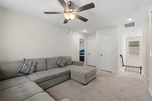 9919 Bates St, Irving, TX 75063 - Photo 20