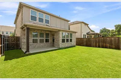 9919 Bates Street, Irving, TX 75063 - Photo 30