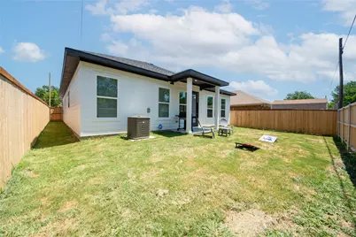 1838 Life Avenue, Dallas, TX 75212 - Photo 16