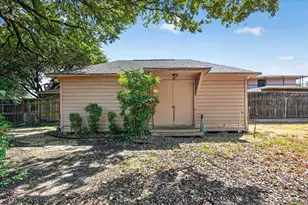 1516 Francis St, Carrollton, TX 75006 - Photo 20