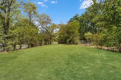 5101 Miller Avenue, Fort Worth, TX 76119 - Photo 22