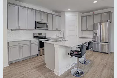 106 Bear Paw Run, Georgetown, TX 78628 - Photo 10