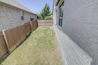 106 Bear Paw Run, Georgetown, TX 78628 - Photo 28