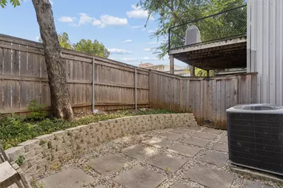 2714 Shelby Avenue, Dallas, TX 75219 - Photo 26