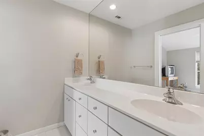2714 Shelby Avenue, Dallas, TX 75219 - Photo 22
