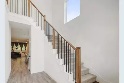 4539 Hogans Alley Drive, Arlington, TX 76001 - Photo 4