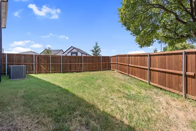 4539 Hogans Alley Drive, Arlington, TX 76001 - Photo 28