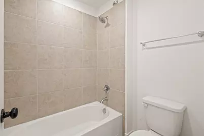 4539 Hogans Alley Drive, Arlington, TX 76001 - Photo 20