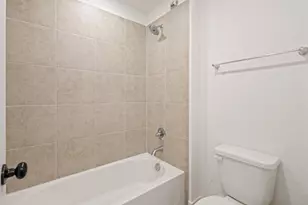 4539 Hogan's Alley Dr, Arlington, TX 76001 - Photo 20