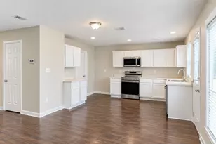 2805 Hillside Dr, Mesquite, TX 75149 - Photo 4