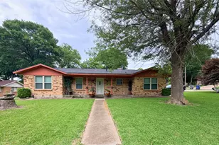1226 Linkwood Ln, Lancaster, TX 75146 - Photo 1