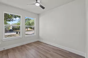 5908 Locke Ave, Fort Worth, TX 76107 - Photo 14