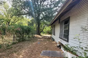 1020 NE 8th, Paris, TX 75460 - Photo 22