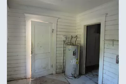 907 E Texas Avenue, Mart, TX 76664 - Photo 16