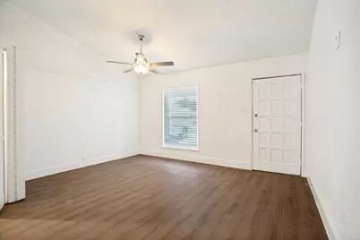 1412 E Park Boulevard, Plano, TX 75074 - Photo 2