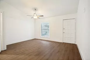 1412 E Park Blvd, Plano, TX 75074 - Photo 2