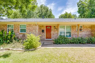 314 Bernice Ct, Burleson, TX 76028 - Photo 4