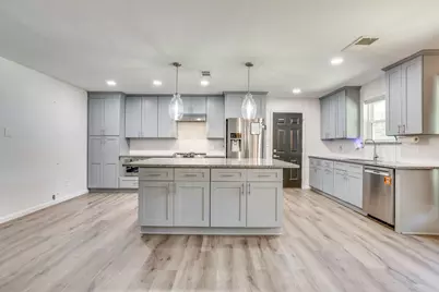 314 Bernice Court, Burleson, TX 76028 - Photo 14