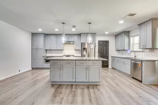 314 Bernice Ct, Burleson, TX 76028 - Photo 14