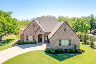 7101 Westover Dr, Granbury, TX 76049 - Photo 1