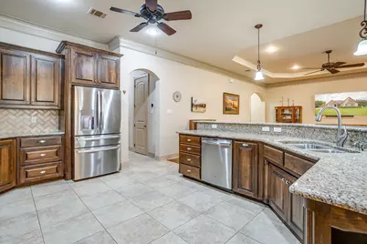 7101 Westover Drive, Granbury, TX 76049 - Photo 14