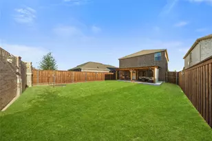 260 Adelina Dr, Little Elm, TX 75068 - Photo 30