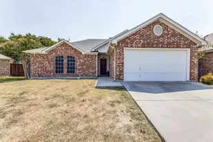 420 Marsha St, Saginaw, TX 76179 - Photo 1