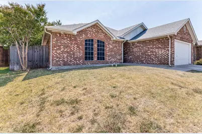 420 Marsha Street, Saginaw, TX 76179 - Photo 2