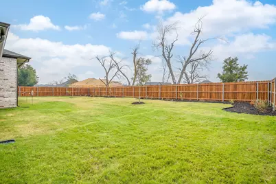 2172 Middlewood Circle, Granbury, TX 76049 - Photo 38