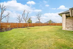 2172 Middlewood Cir, Granbury, TX 76049 - Photo 36