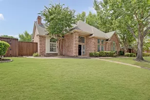 247 Park Valley Dr, Coppell, TX 75019 - Photo 2