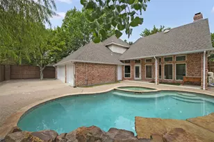 247 Park Valley Dr, Coppell, TX 75019 - Photo 32
