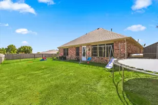 1012 Scenic Dr, Justin, TX 76247 - Photo 24