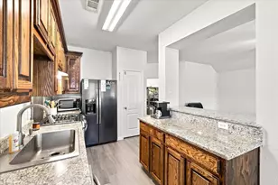 1012 Scenic Dr, Justin, TX 76247 - Photo 6