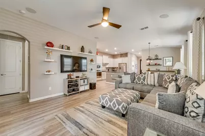 1919 Livingston Road, Irving, TX 75062 - Photo 10