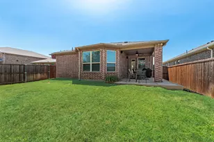 1919 Livingston Rd, Irving, TX 75062 - Photo 20