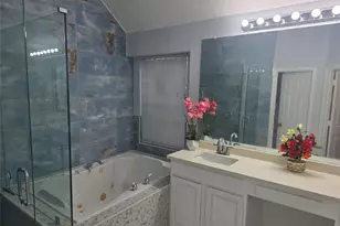 5200 White Hills Dr, Fort Worth, TX 76137 - Photo 14