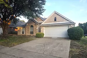 5200 White Hills Dr, Fort Worth, TX 76137 - Photo 2