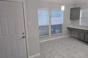 5200 White Hills Dr, Fort Worth, TX 76137 - Photo 12
