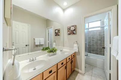 5448 Richard Avenue, Dallas, TX 75206 - Photo 24