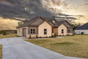 7004 Rnch Vw Pl, Springtown, TX 76082 - Photo 2